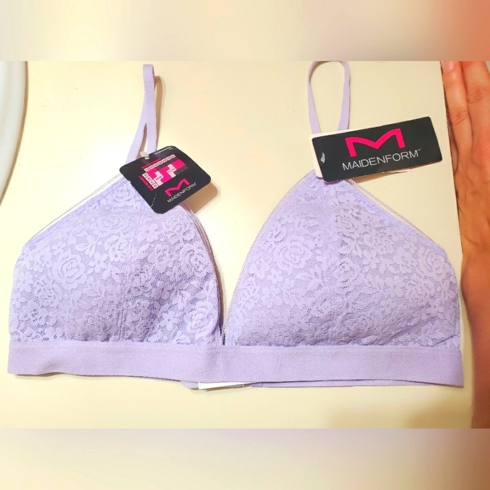 NWT Maidenform Lavender Lace Bralette. Straps. Medium = 34C, 34D, 36B, 36C